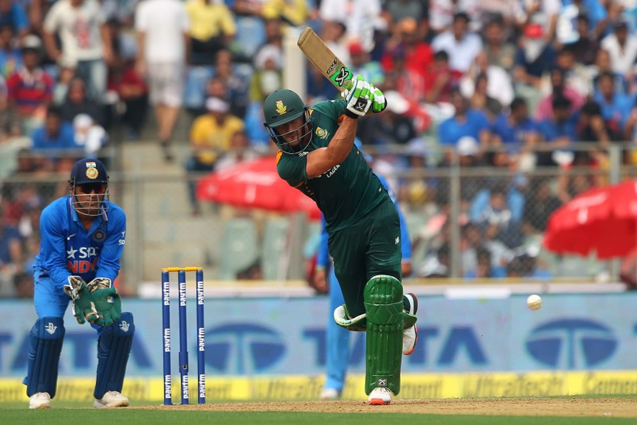 Faf du Plessis drives down the ground, India v South Africa, 5th ODI, Mumbai, October 25, 2015