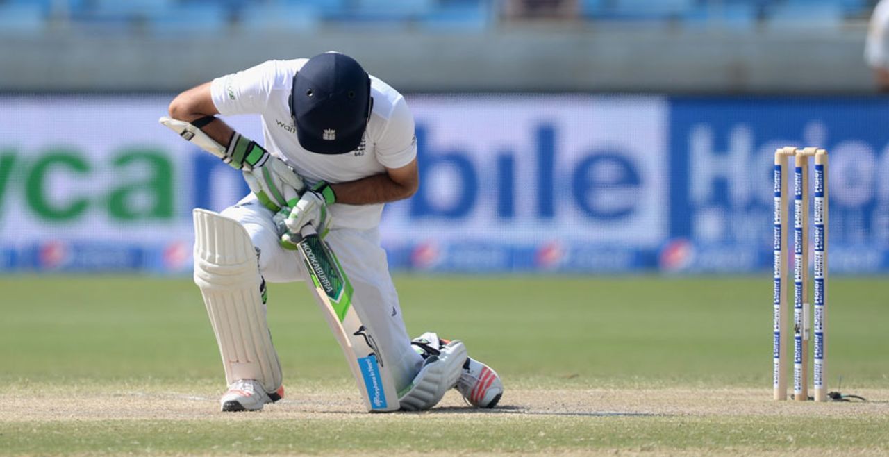 Moeen Ali rues the loose drive that cost him his wicket, Pakistan v England, 2nd Test, Dubai, 4th day, October 25, 2015