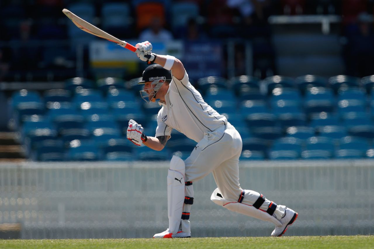 Brendon McCullum's bottom hand goes off the bat, Cricket Australia XI v New Zealand, Canberra, 2nd day, October 25, 2015