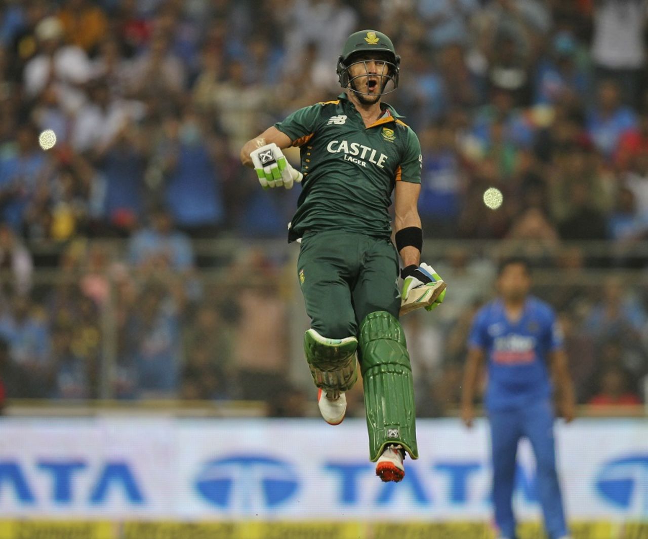 Faf du Plessis struck a century before retiring hurt, India v South Africa, 5th ODI, Mumbai, October 25, 2015