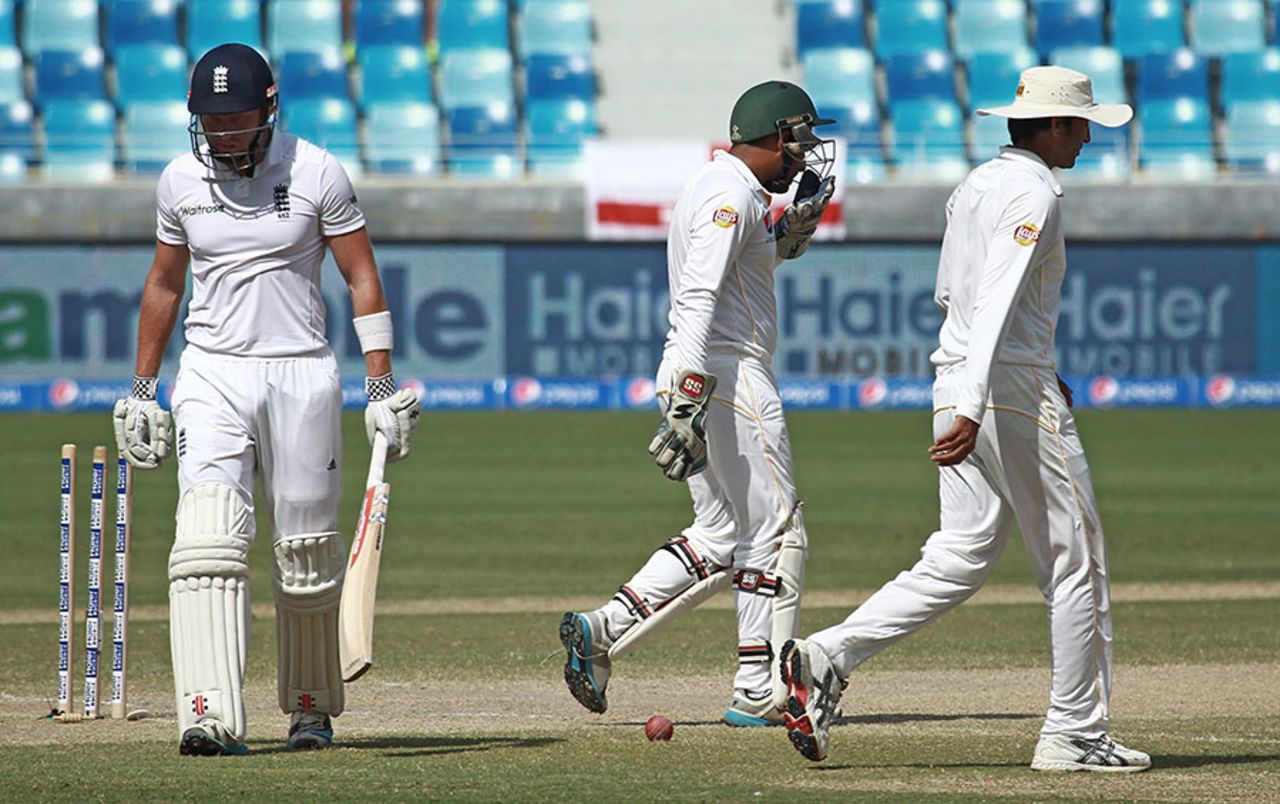Jonny Bairstow was bowled by a Yasir Shah googly, Pakistan v England, 2nd Test, Dubai, 5th day, October 26, 2015