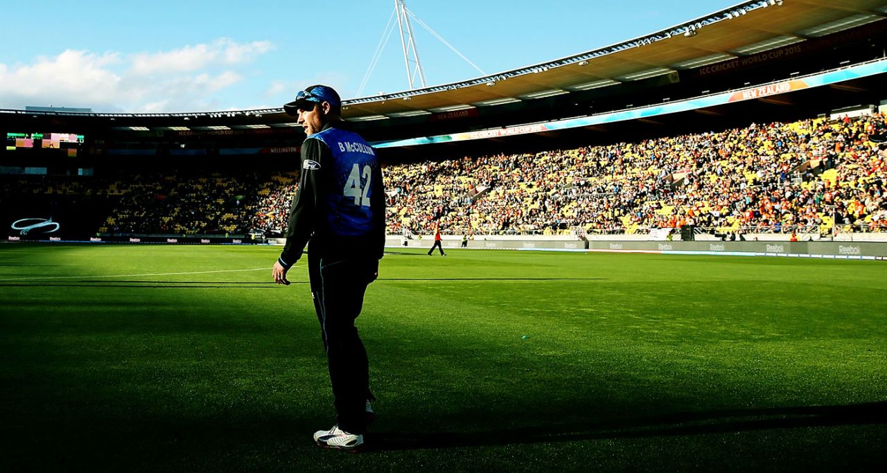 Brendon McCullum walks onto the field, New Zealand v West Indies, World Cup 2015, 4th quarter-final, Wellington, March 21, 2015 