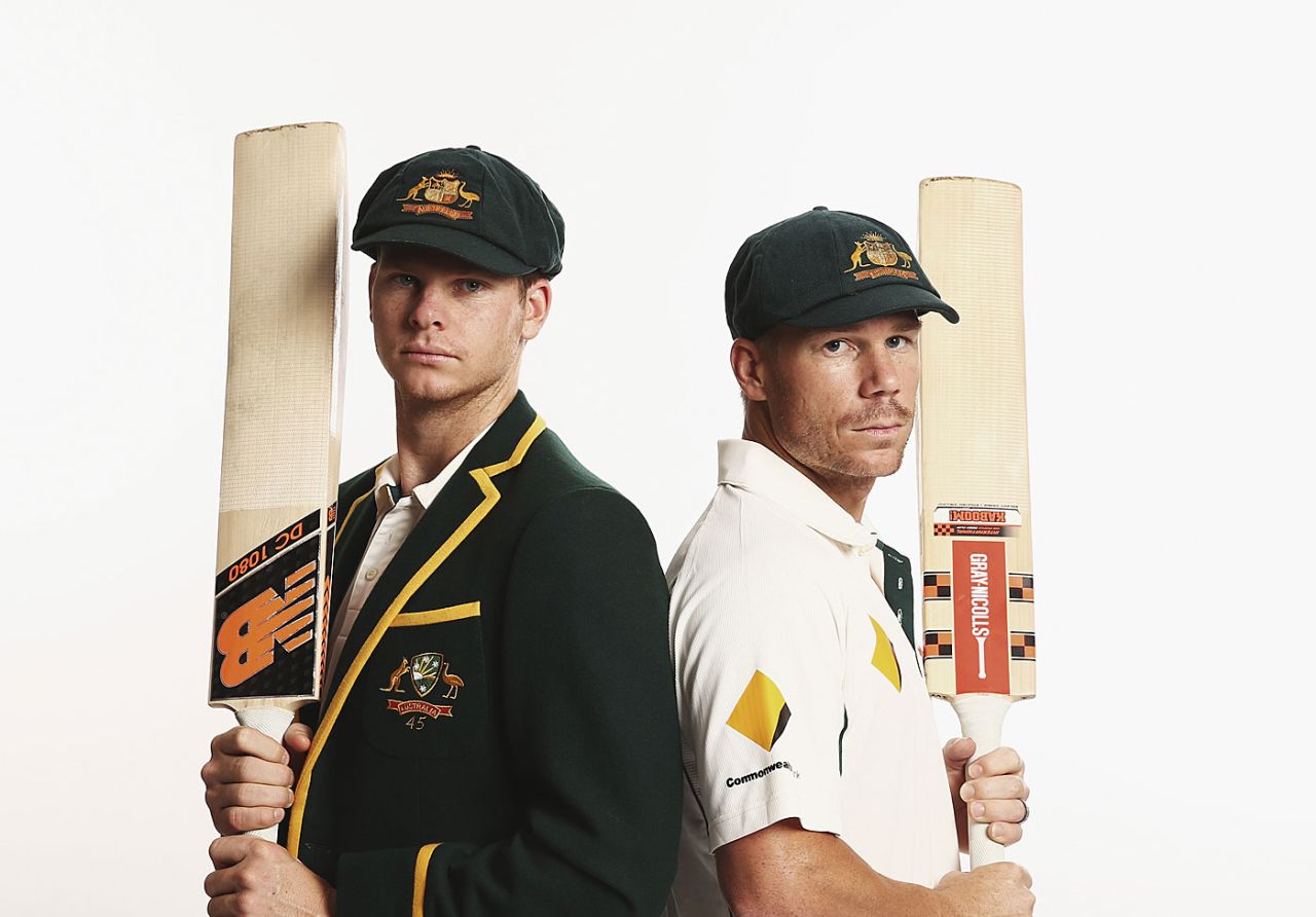Steven Smith and David Warner pose ahead of the 2015-16 home Test season, Sydney, October 19, 2015