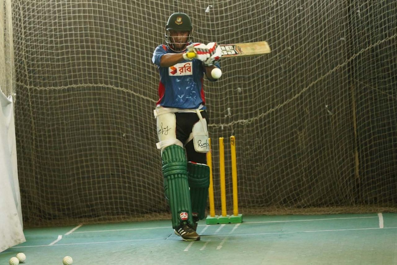 Shakib Al Hasan tunes up for the ODI series against Zimbabwe, Mirpur, November 1, 2015