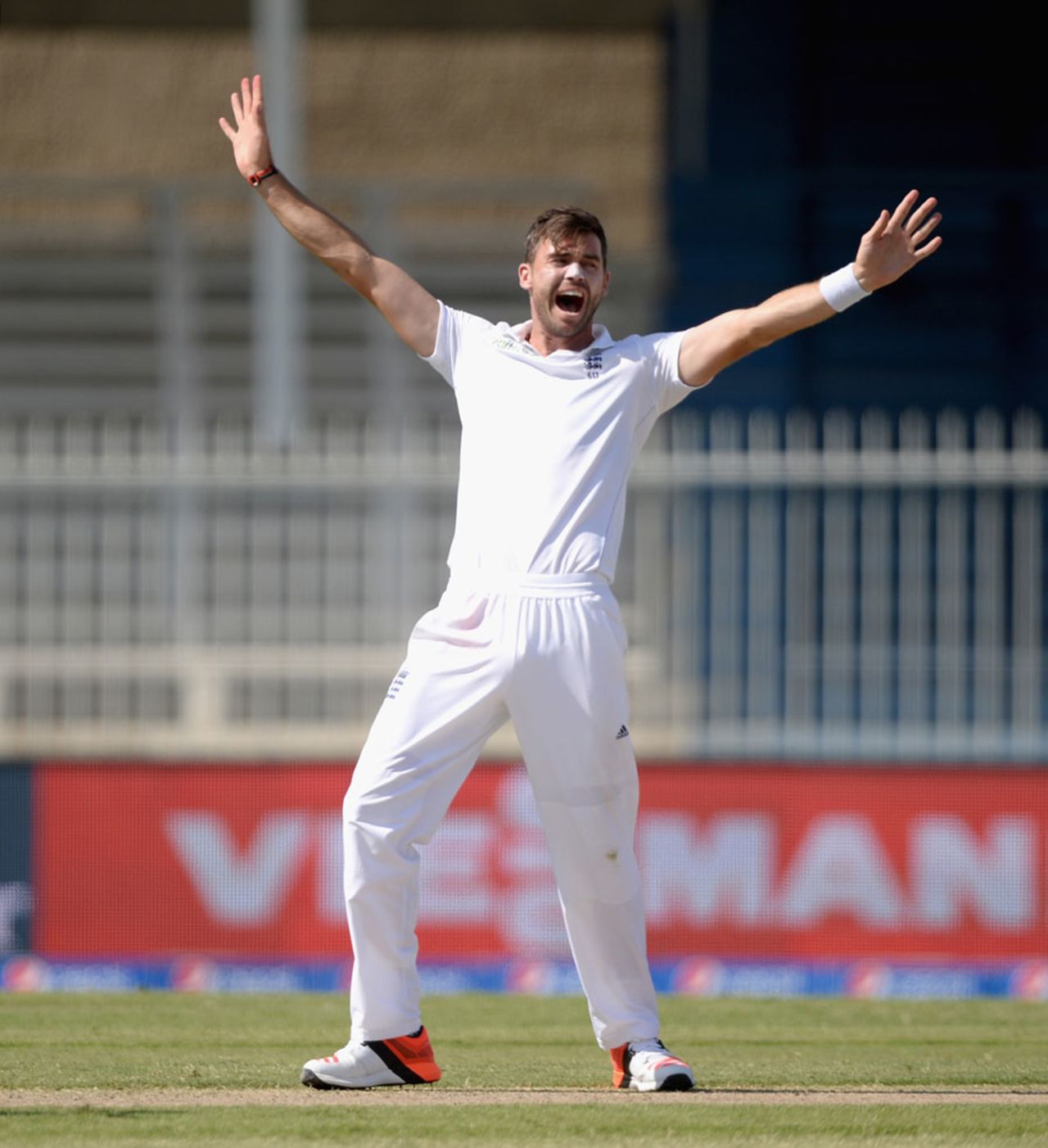 James Anderson trapped Younis Khan lbw with the first ball of his second spell, Pakistan v England, third Test, Sharjah, 1st day, November 1, 2015