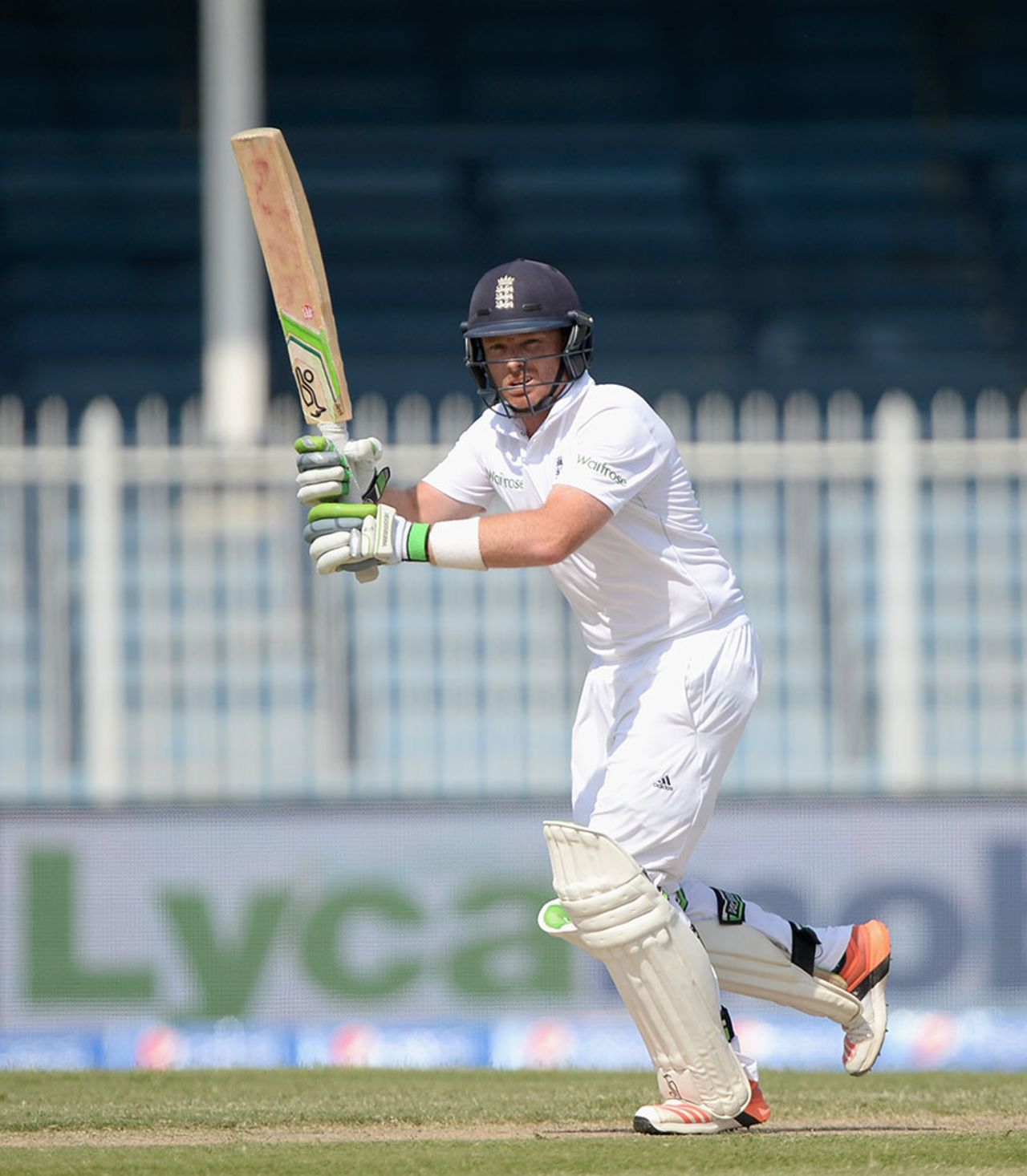 Ian Bell grew in confidence in the morning session, Pakistan v England, 3rd Test, Sharjah, 2nd day, November 2, 2015