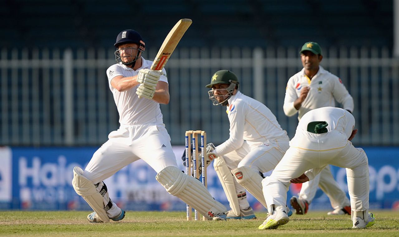 Jonny Bairstow arrived at a key moment in England's innings, Pakistan v England, 3rd Test, Sharjah, 2nd day, November 2, 2015