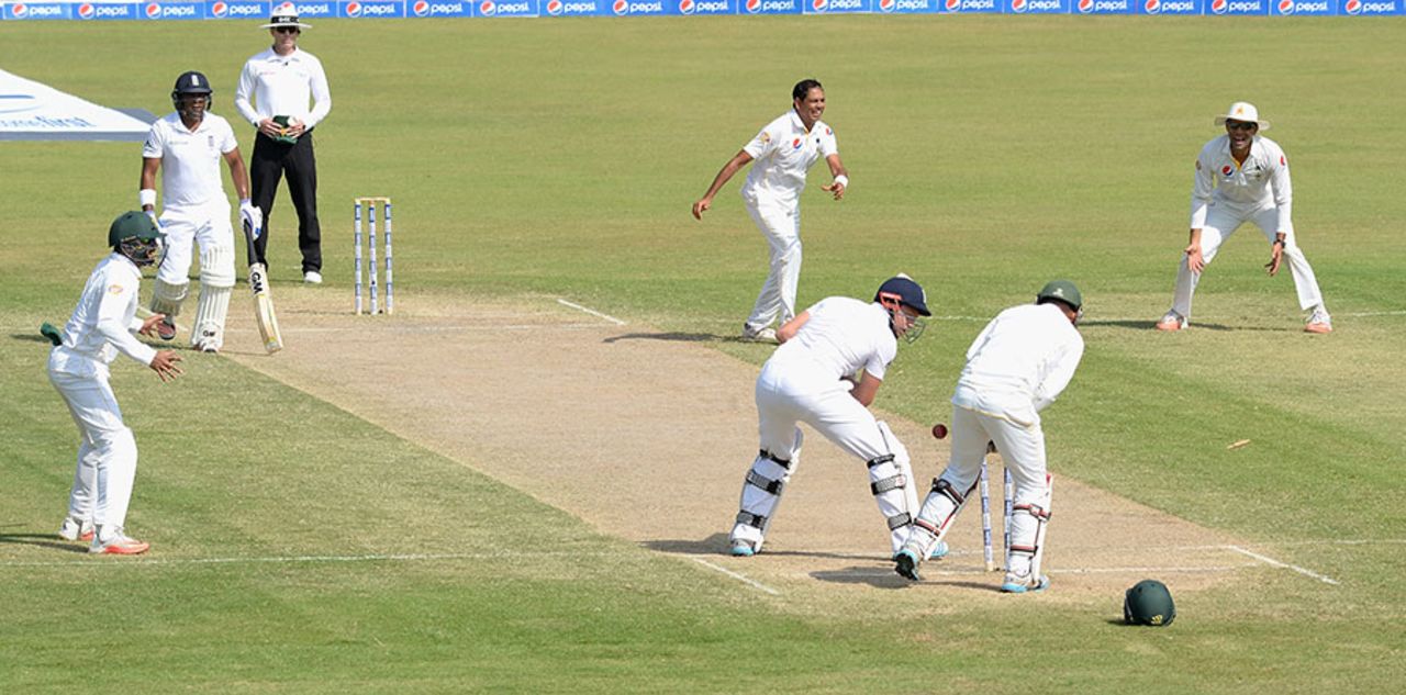 Zulfiqar Babar bowls Jonny Bairstow on the third morning, Pakistan v England, 3rd Test, Sharjah, 3rd day, November 3, 2015