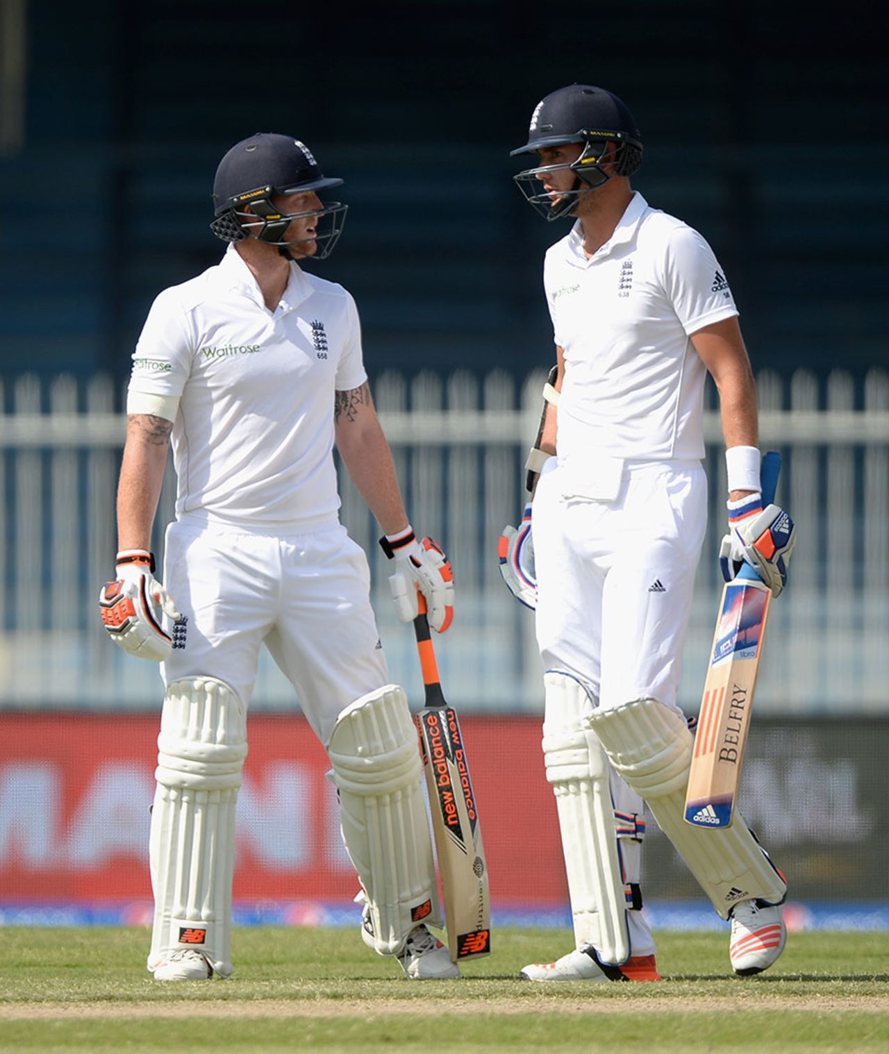 Ben Stokes and Stuart Broad added 10 runs for the tenth wicket, Pakistan v England, 3rd Test, Sharjah, 3rd day, November 3, 2015