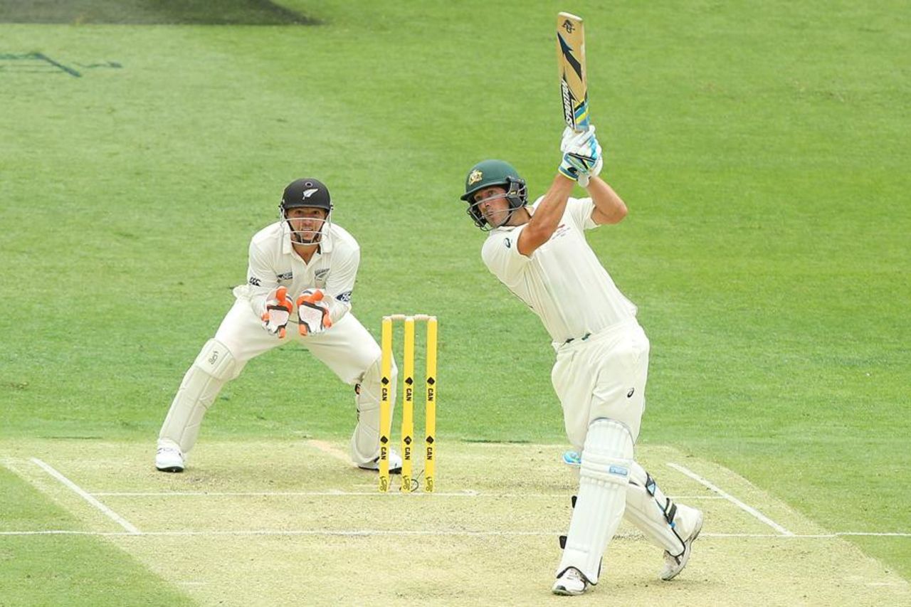Joe Burns goes over the top, Australia v New Zealand, 1st Test, Brisbane, 1st day, November 5, 2015