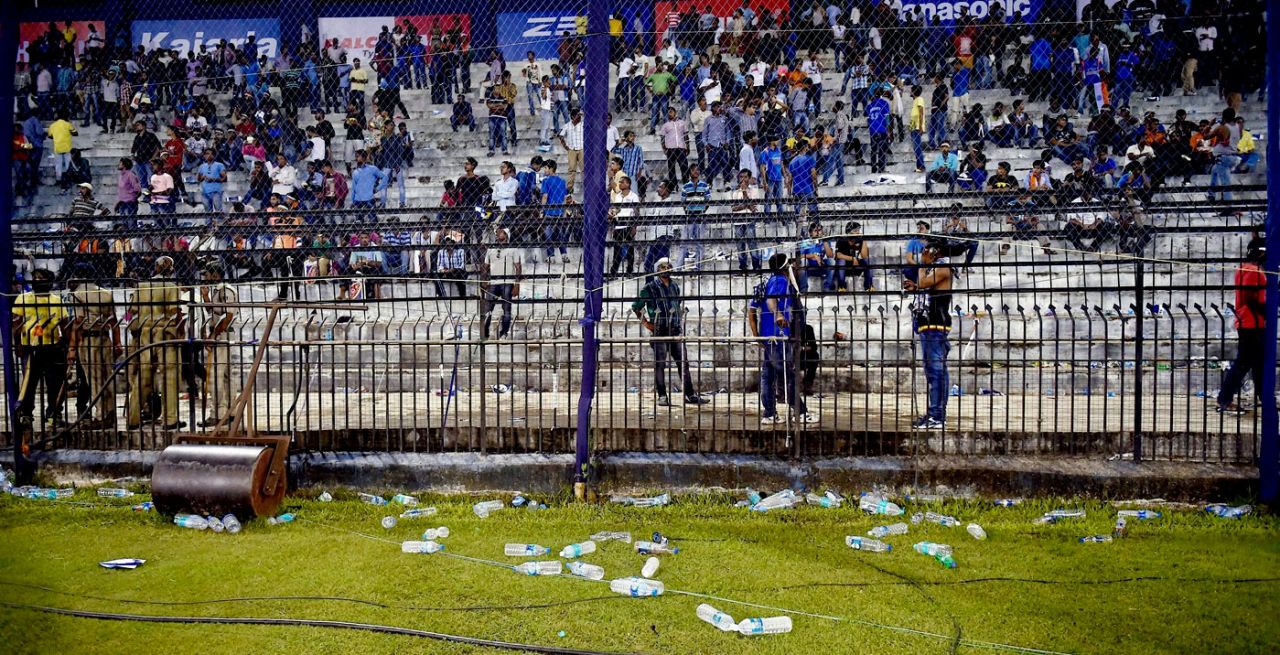 Play is held up as bottles rain on to the ground from the stands, India v South Africa, 2nd T20I, Cuttack, October 5, 2015
