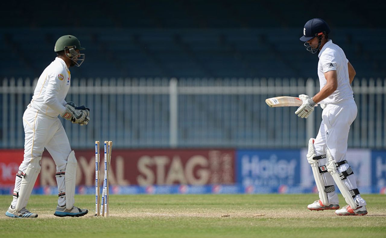Alastair Cook was ninth man out, stumped for 63, Pakistan v England, 3rd Test, Sharjah, 5th day, November 5, 2015