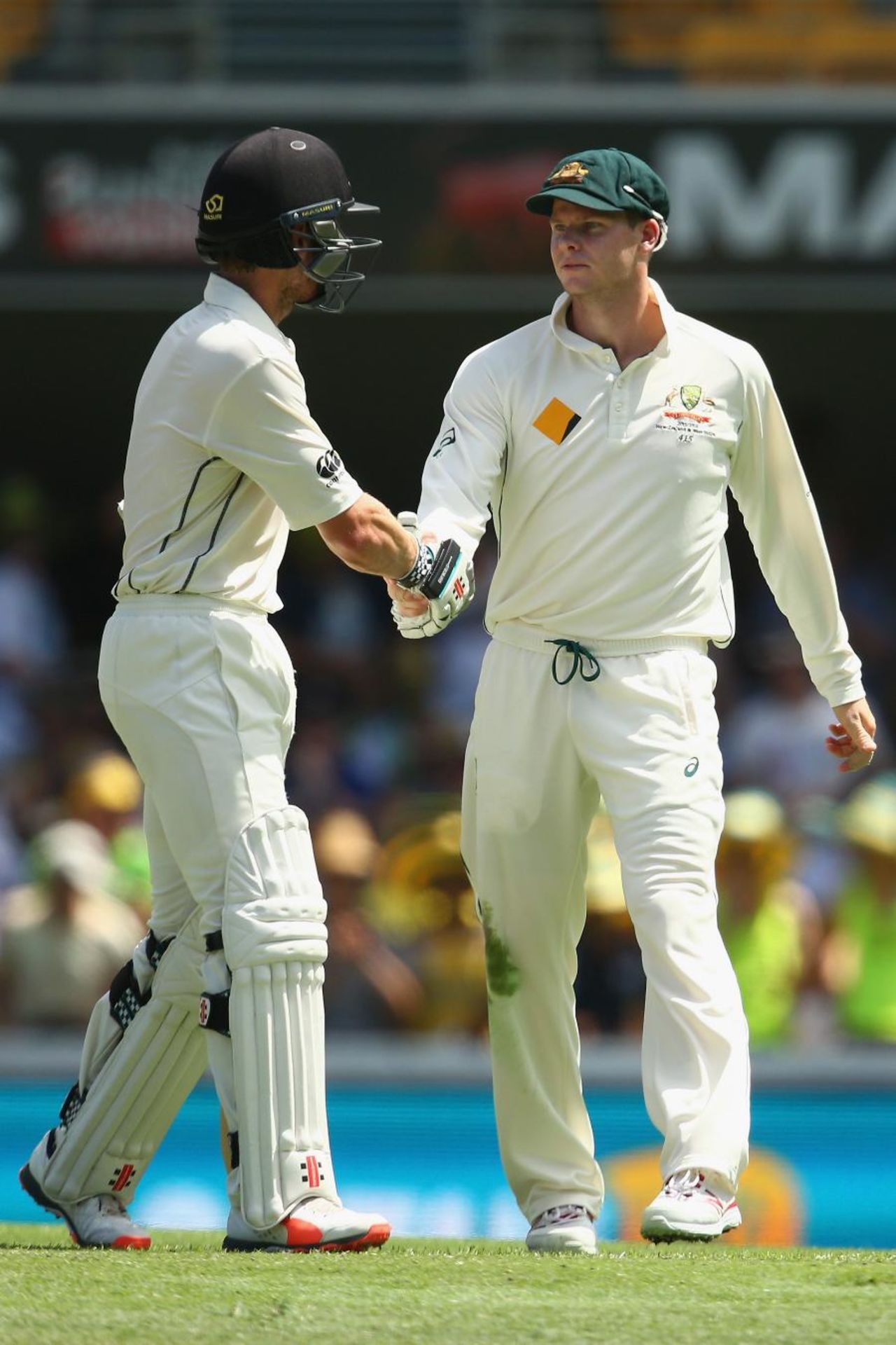 Steven Smith shakes Kane Williamson's hand at the end of the innings, Australia v New Zealand, 1st Test, Brisbane, 3rd day, November 7, 2015
