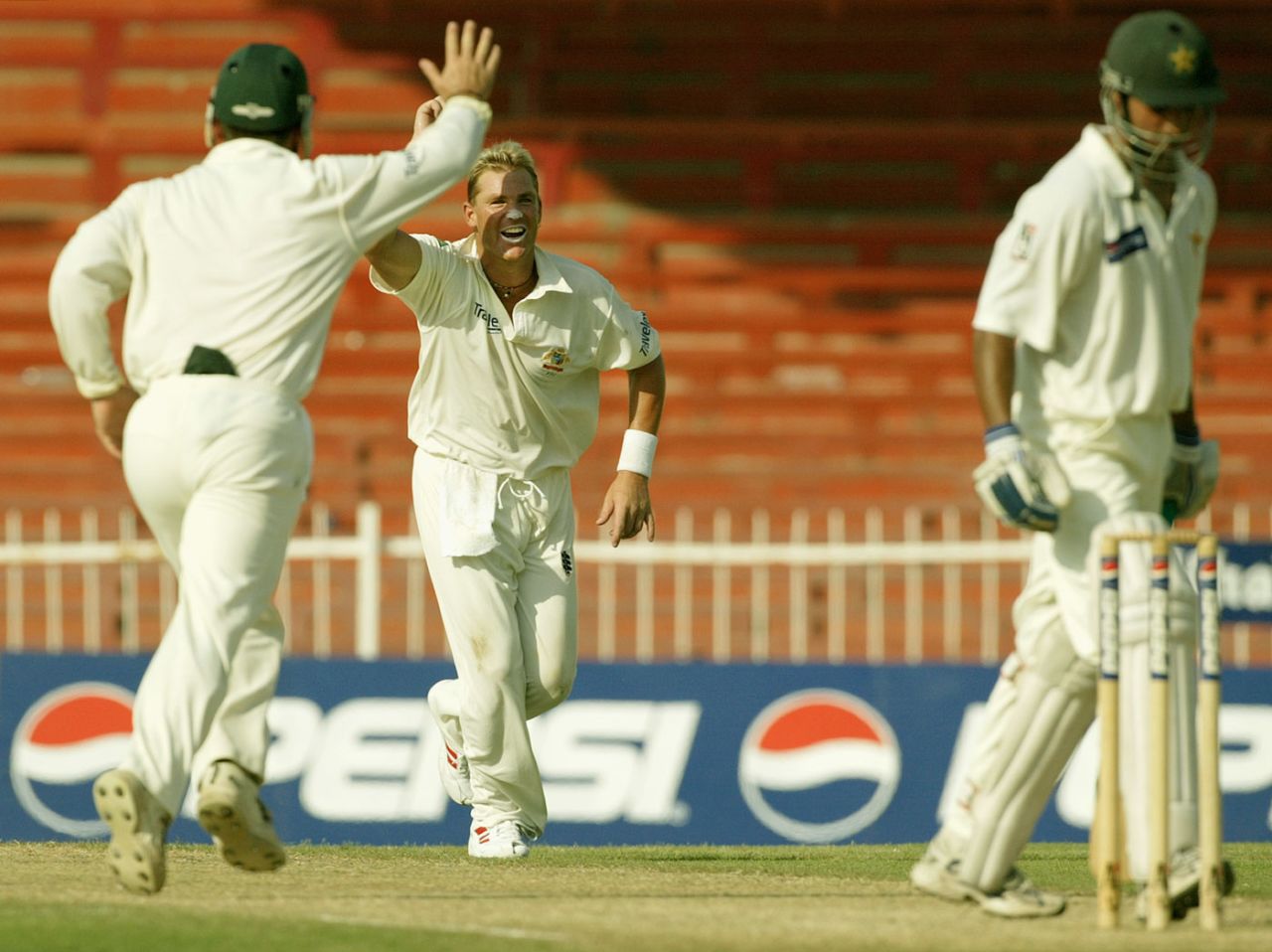 Imran Nazir is caught behind by Shane Warne for 16, Australia v Pakistan, 2nd Test, Sharjah, 2nd day, October 12, 2002