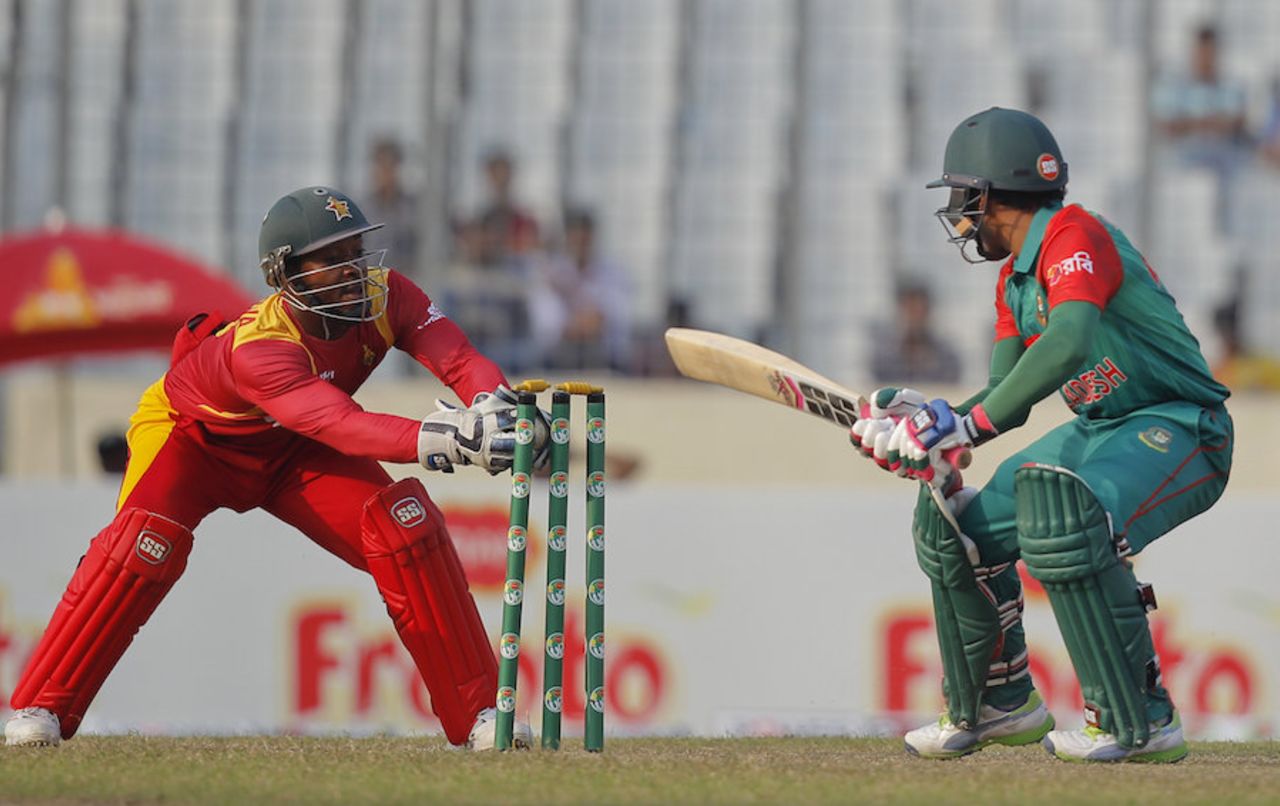 Mushfiqur Rahim was Regus Chakabva's third stumping victim, Bangladesh v Zimbabwe, 3rd ODI, Mirpur, November 11, 2015