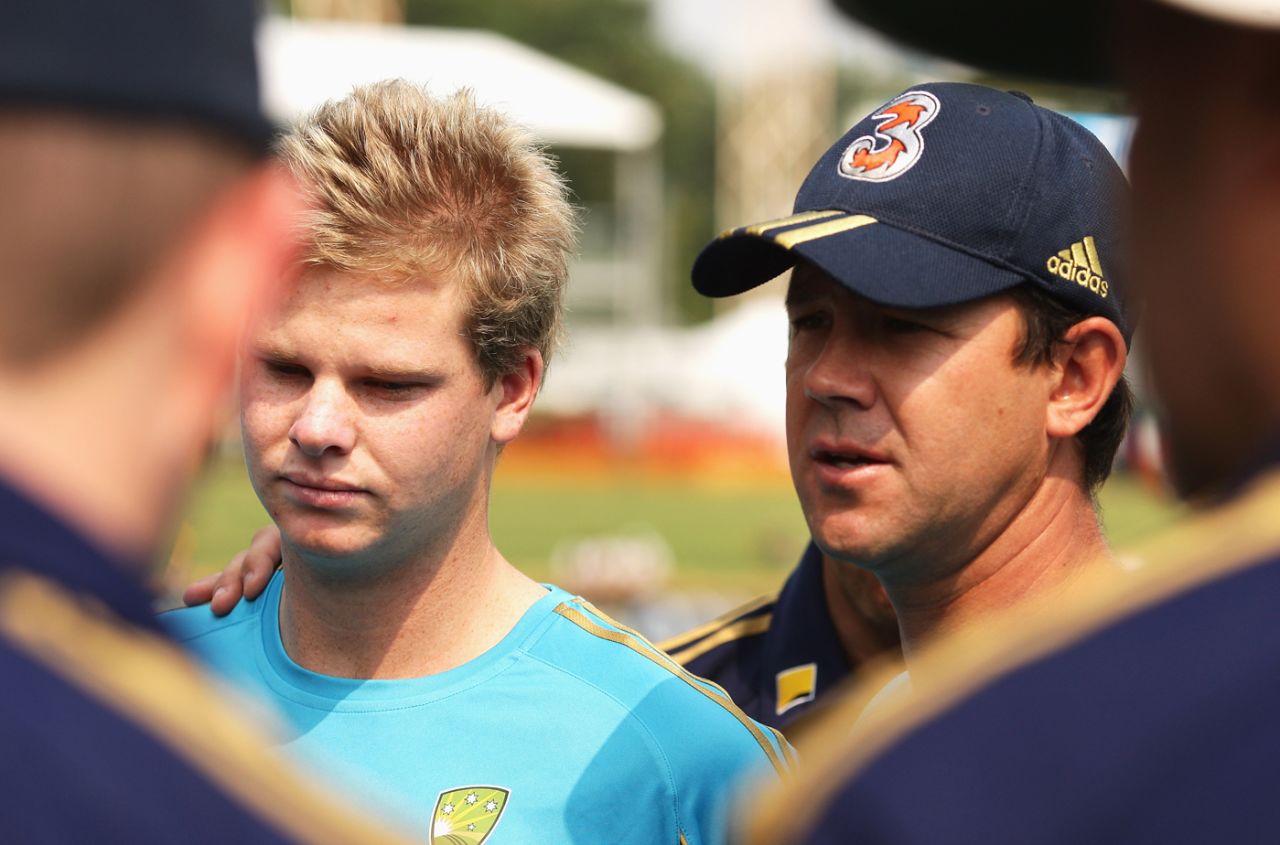 Steve Smith stands beside Ricky Ponting as Ponting addresses his team, Australia v West Indies, third Test, Perth, December 16, 2009