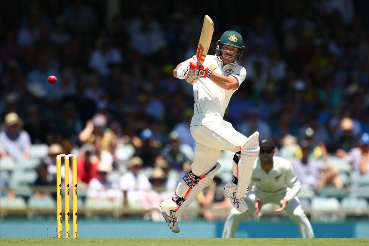 David Warner pulls one through square leg, Australia v New Zealand, 2nd Test, Perth, 1st day, November 13, 2015
