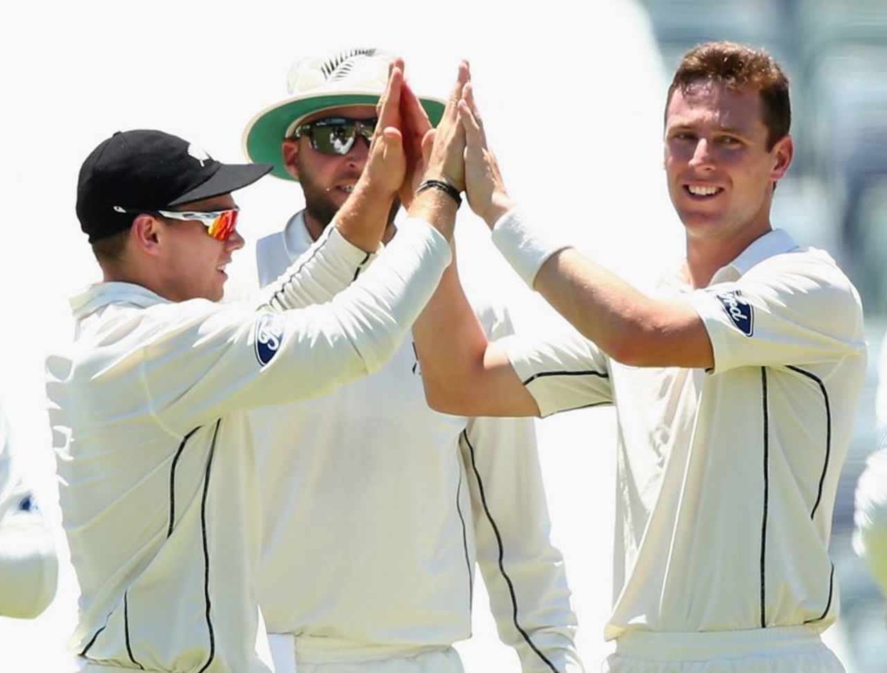Matt Henry celebrates after bowling Joe Burns, Australia v New Zealand, 2nd Test, Perth, 1st day, November 13, 2015