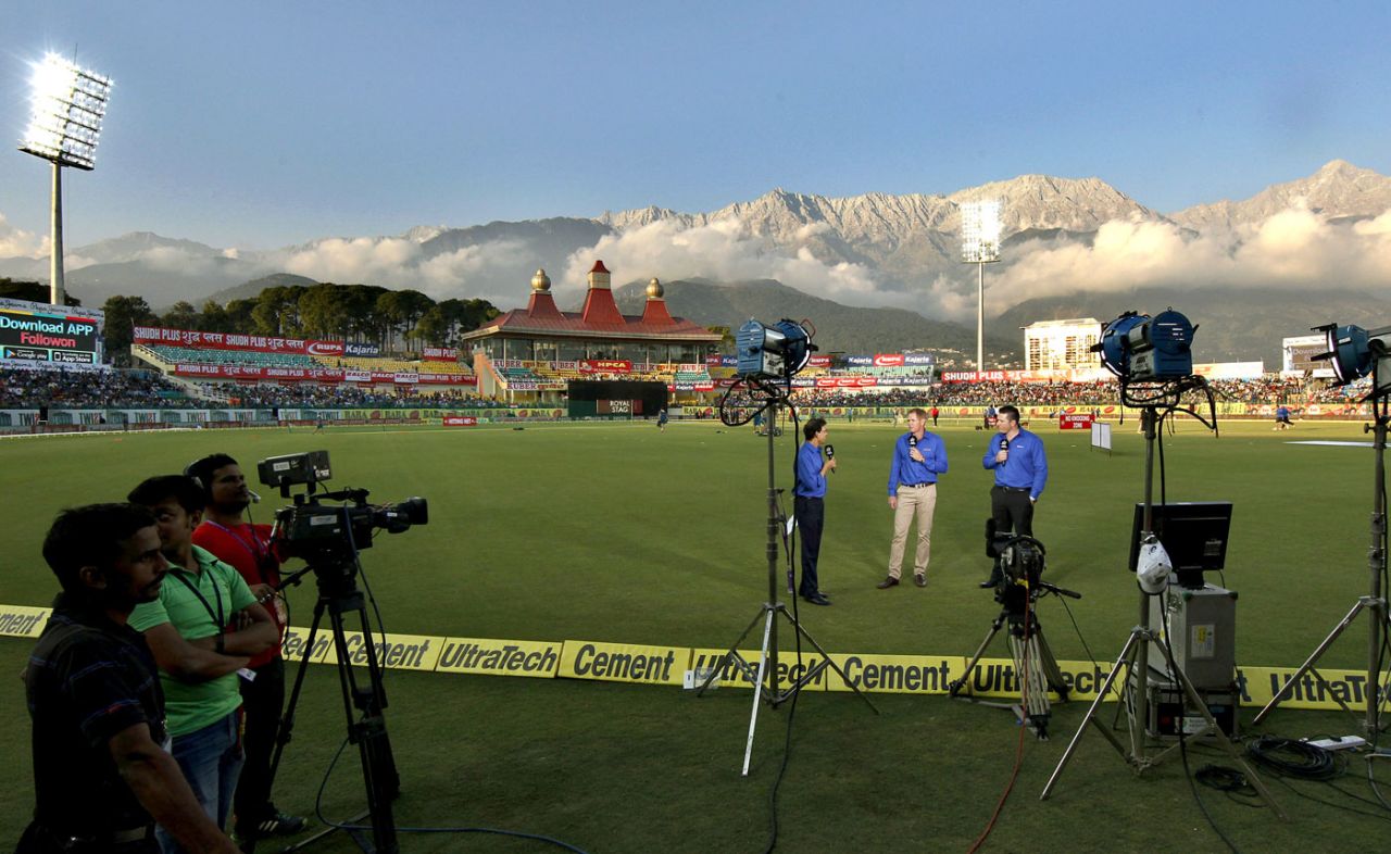 Commentators have a discussion on camera, India v South Africa, 1st T20, Dharamsala, October 2, 2015