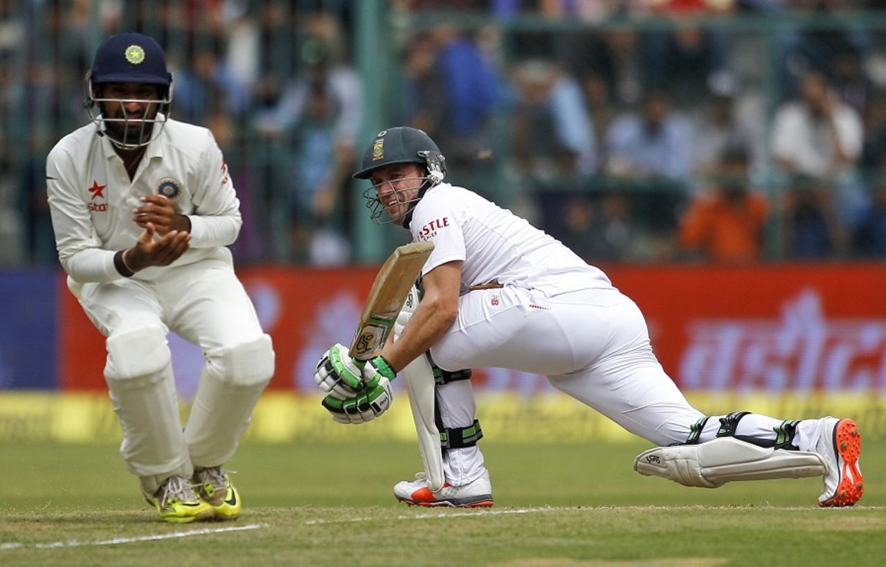 AB de Villiers unleashes a powerful sweep, India v South Africa, 2nd Test, 1st day, Bangalore, November 14, 2015