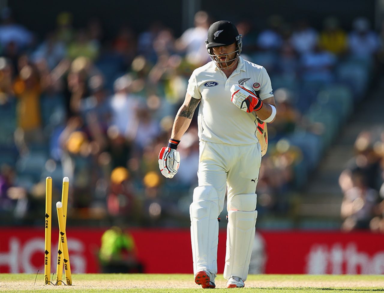 Brendon McCullum was bowled by Mitchell Marsh for 27, Australia v New Zealand, 2nd Test, Perth, 3rd day, November 15, 2015