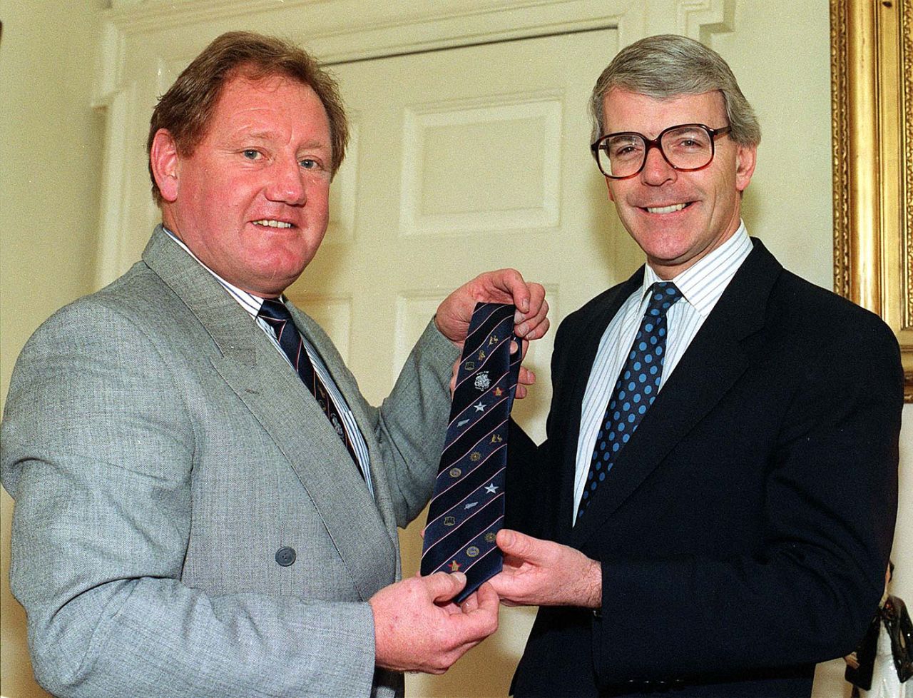 David Bairstow with the then British prime minister John Major in 1992, England, February 10, 1992