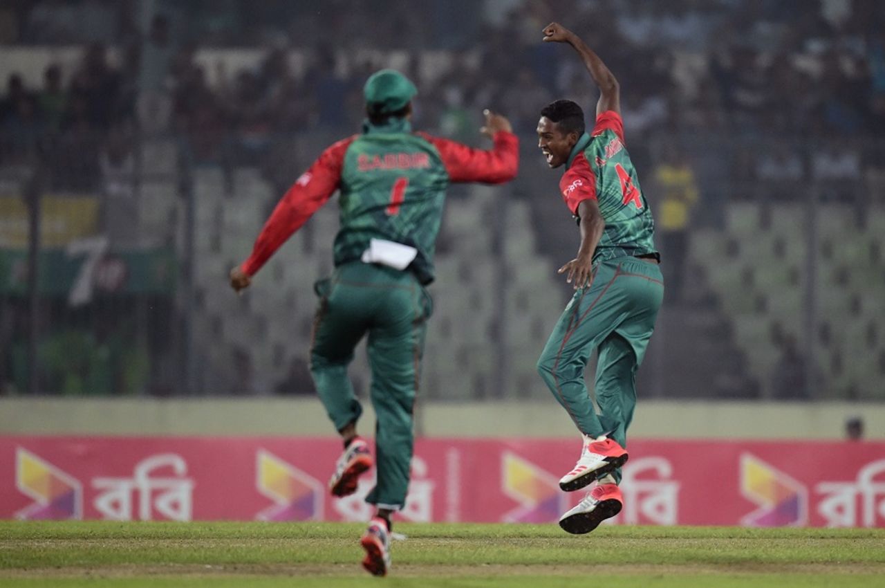 Al-Amin Hossain is ecstatic after dismissing Sikandar Raza, Bangladesh v Zimbabwe, 2nd T20I, Dhaka, November 15, 2015