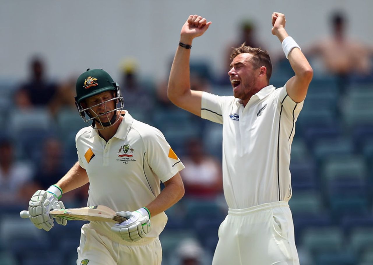 Tim Southee celebrates getting Adam Voges lbw, Australia v New Zealand, 2nd Test, Perth, 5th day, November 17, 2015