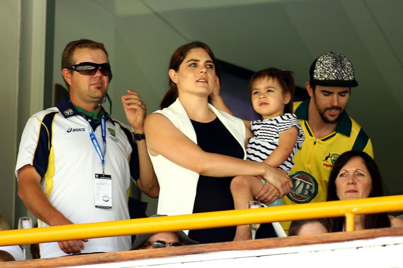 Mitchell Johnson's wife and daughter, Jessica and Rubika, watch as he walks out to bat for the last time, Australia v New Zealand, 2nd Test, Perth, 5th day, November 17, 2015