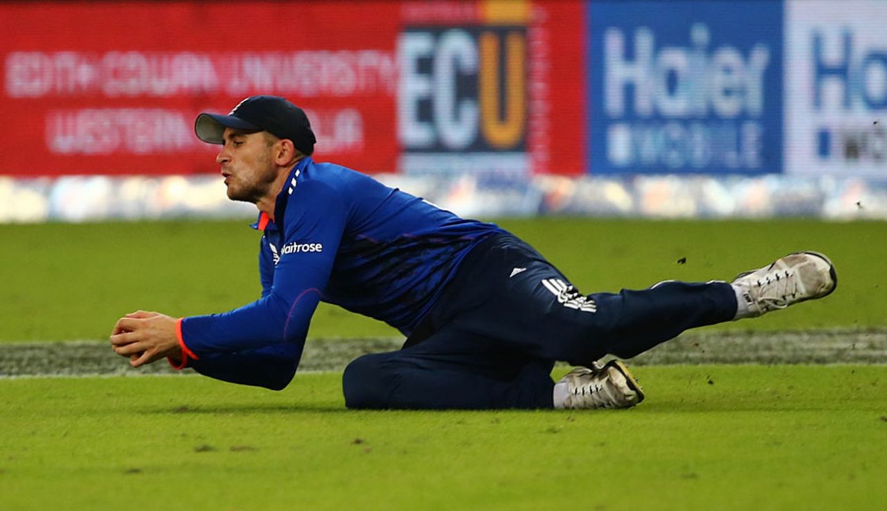 Alex Hales took a stunning catch, diving forward after running in from the deep, to remove Shoaib Malik, Pakistan v England, 4th ODI, Dubai, November 20, 2015