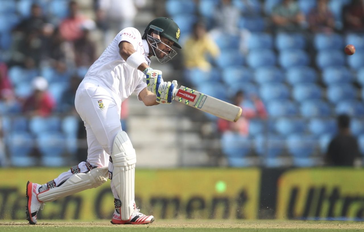 JP Duminy plays a lofted shot during his counterattacking 35, India v South Africa, 3rd Test, Nagpur, 2nd day, November 26, 2015