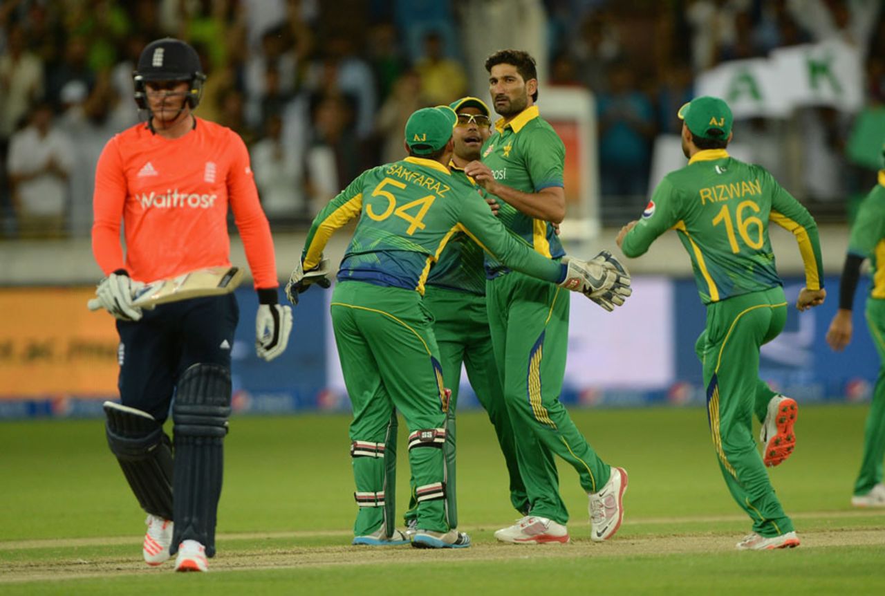 Jason Roy was an early victim to Sohail Tanvir, Pakistan v England, first T20, Dubai, November 26, 2015