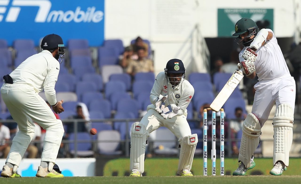 Hashim Amla drives through the off side, India v South Africa, 3rd Test, Nagpur, 3rd day, November 27, 2015