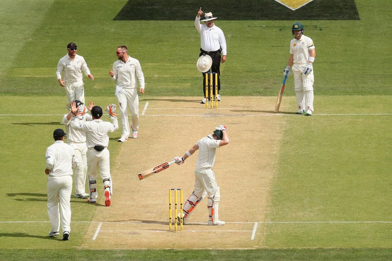 Steven Smith reacts in disappointment after getting caught behind, Australia v New Zealand, 3rd Test, Adelaide, 2nd day, November 28, 2015