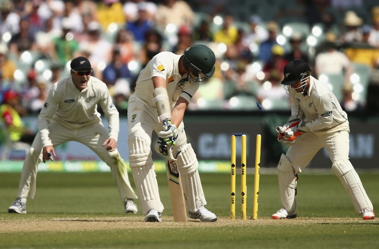Josh Hazlewood was bowled by Mitchell Santner, Australia v New Zealand, 3rd Test, Adelaide, 2nd day, November 28, 2015