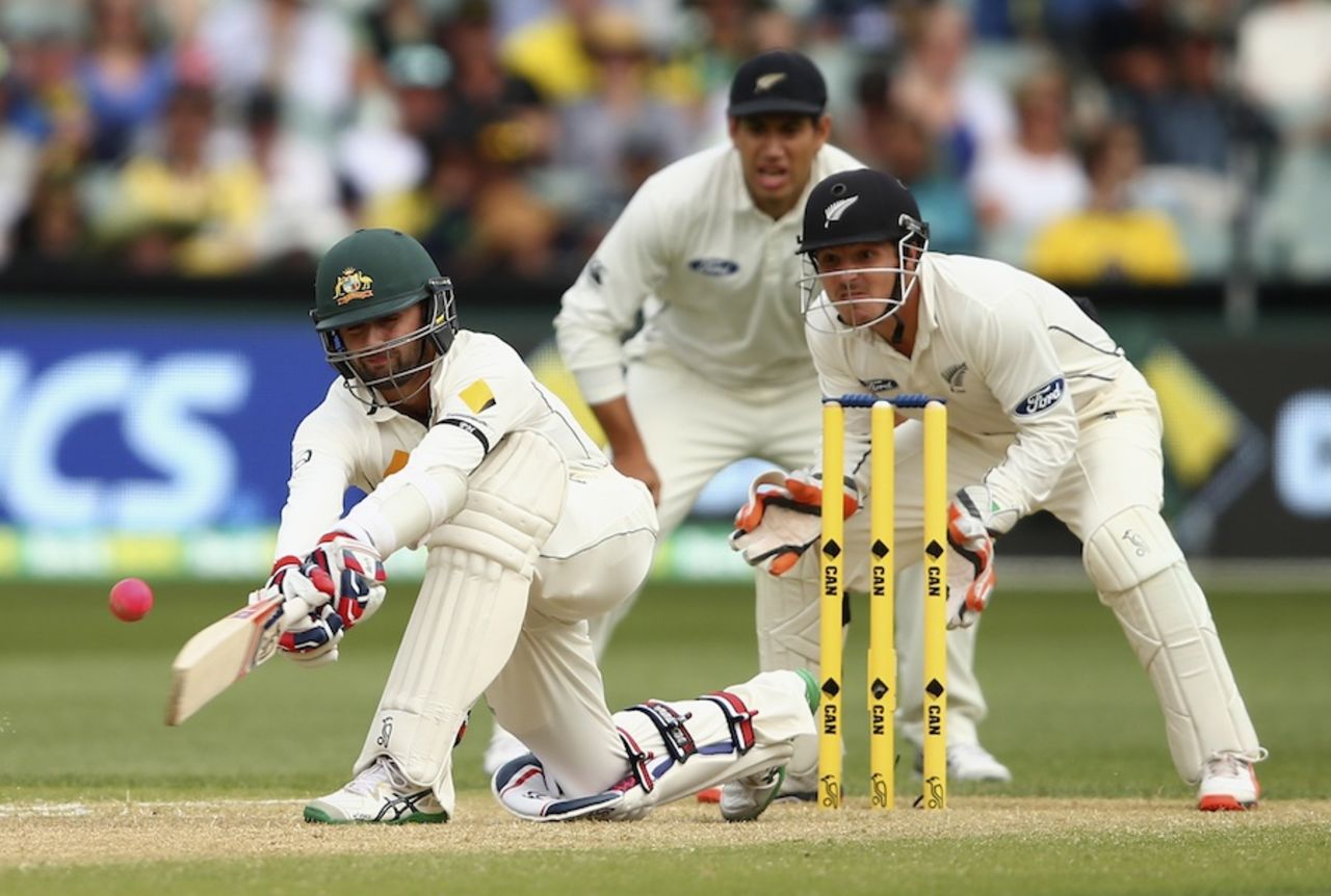 Nathan Lyon appeared to top edge the ball on to his shoulder but the appeal for catch was turned down, Australia v New Zealand, 3rd Test, Adelaide, 2nd day, November 28, 2015