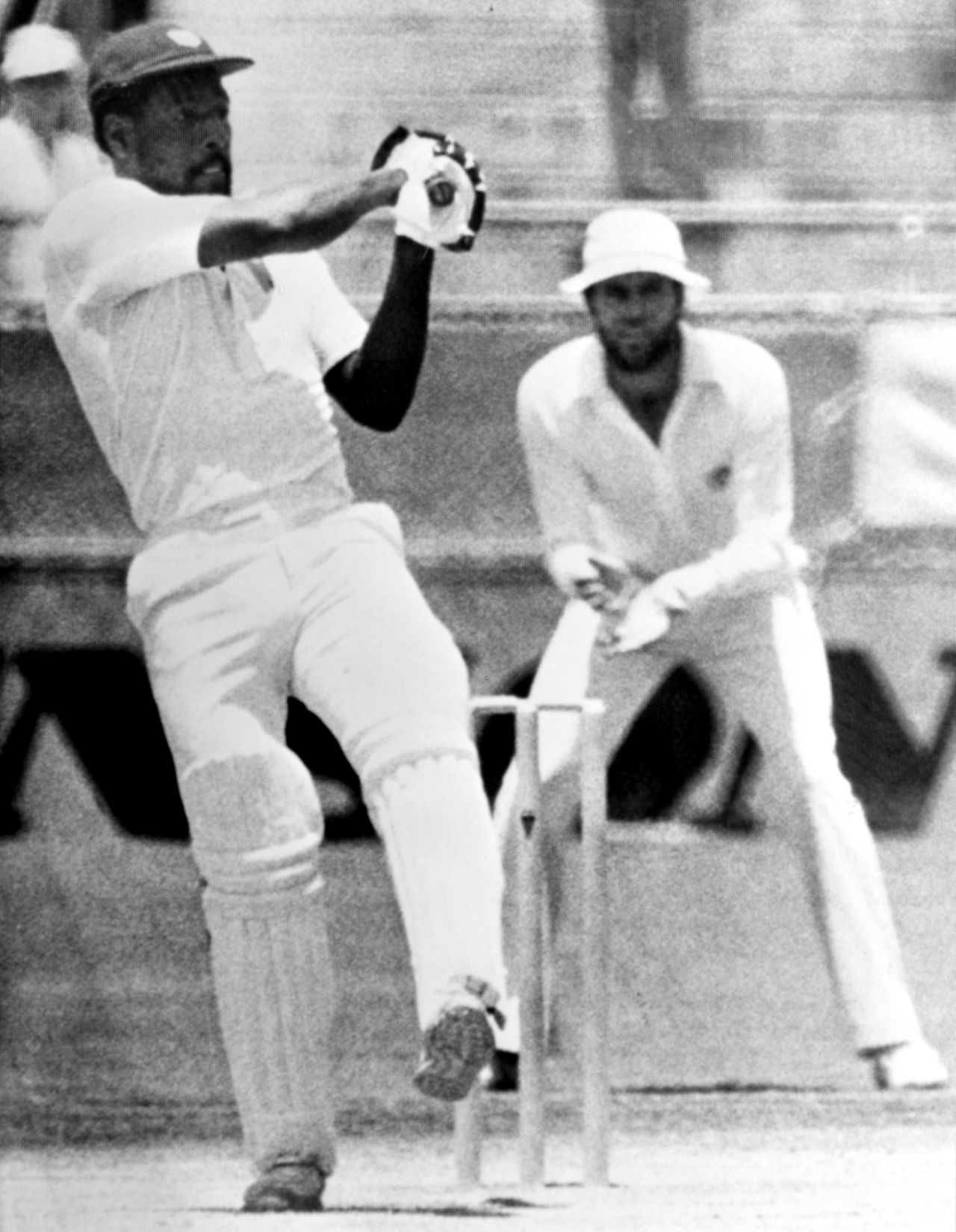 Viv Richards pulls on his way to 140, Australia v West Indies, 1st Test, Brisbane, December 1979