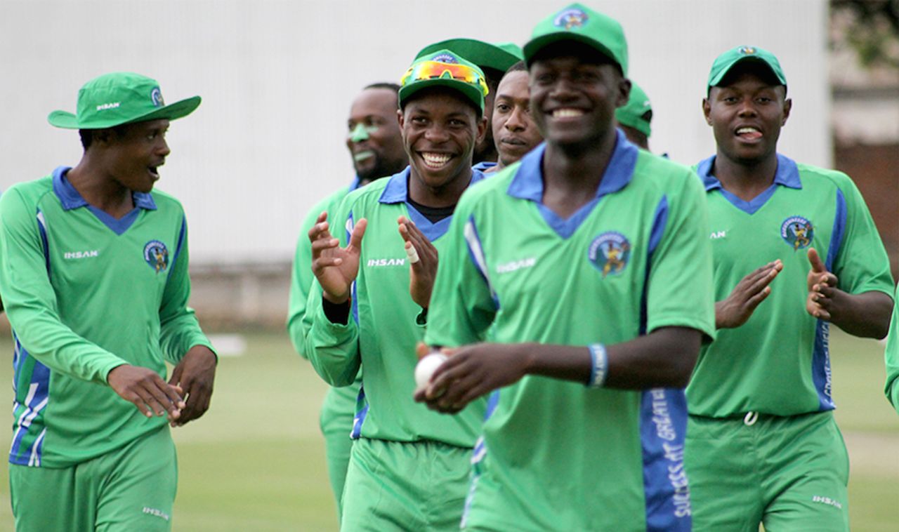 Tapiwa Mufudza's 5 for 25 sealed Mountaineers' win, Matabeleland Tuskers v Mountaineers, Pro50 Championship, Bulawayo, December 3, 2015