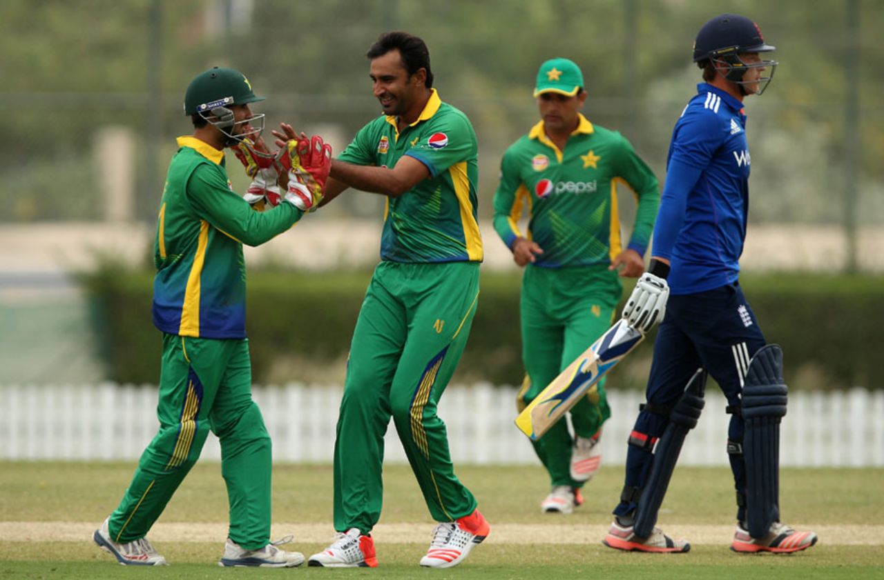 Bilal Asif removed Tom Westley, Pakistan A v England Lions, 1st unofficial T20I, Dubai