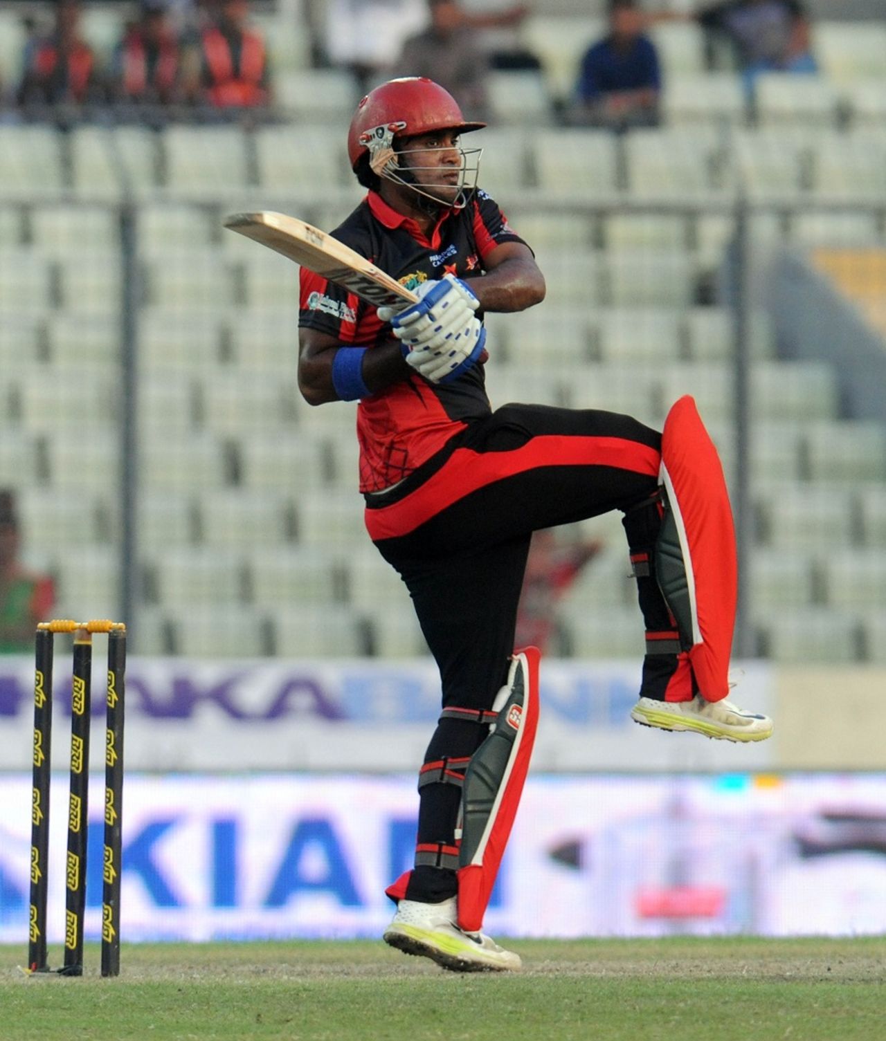 Junaid Siqqidue struck a brisk half-century, Sylhet Superstars v Dhaka Dynamites, BPL 2015-16, Mirpur, December 9, 2015