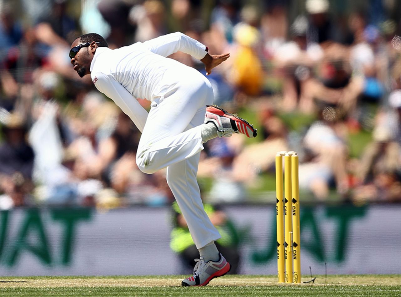 Jomel Warrican in his delivery stride, Australia v West Indies, 1st Test, Hobart, 1st day, December 10, 2015