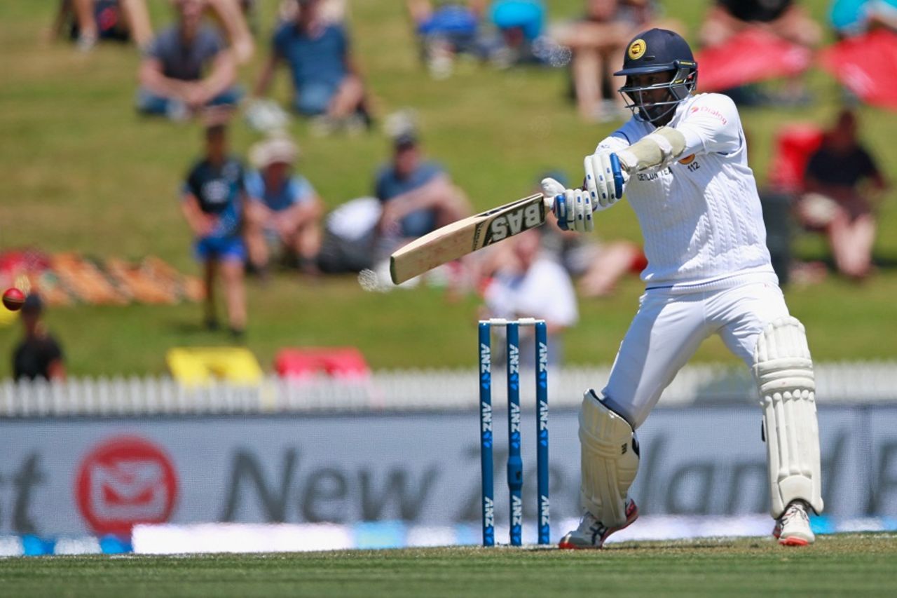 Angelo Mathews cuts through the off side, New Zealand v Sri Lanka, 2nd Test, Hamilton, 1st day, December 18, 2015
