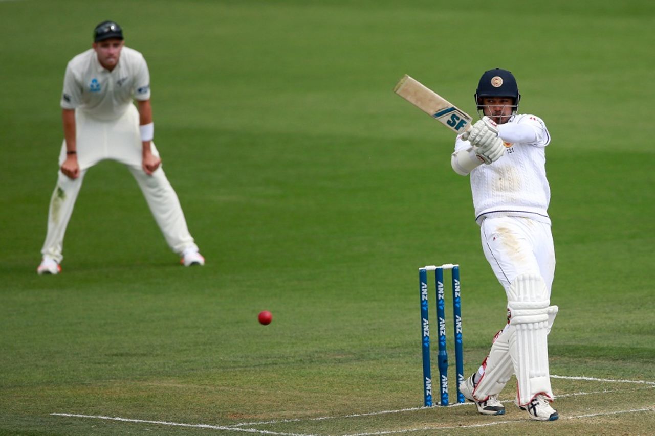 Milinda Siriwardana plays a pull during his fifty, New Zealand v Sri Lanka, 2nd Test, Hamilton, 1st day, December 18, 2015