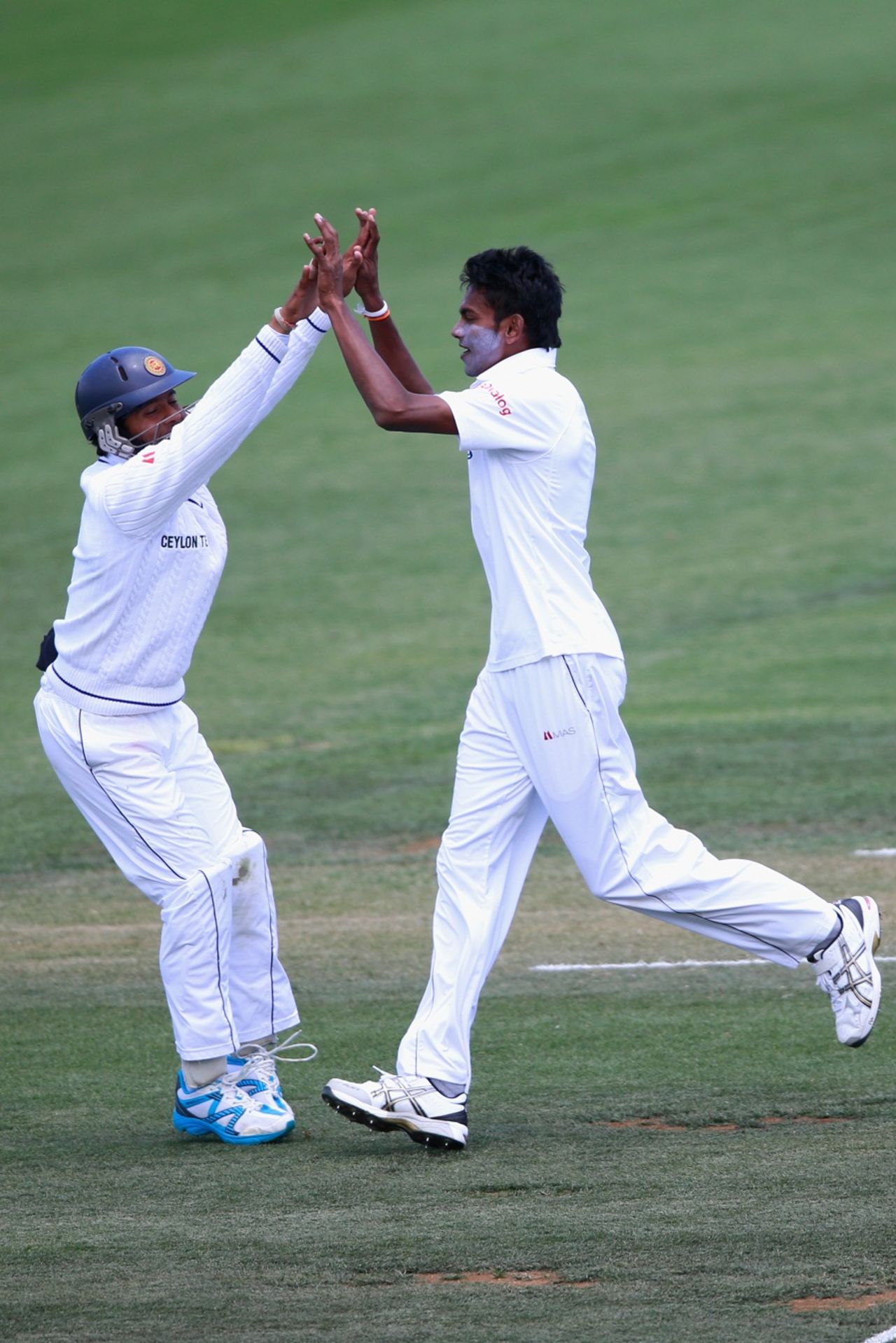 Dushmantha Chameera celebrates a wicket during his maiden Test five-for, New Zealand v Sri Lanka, 2nd Test, Hamilton, 2nd day, December 19, 2015