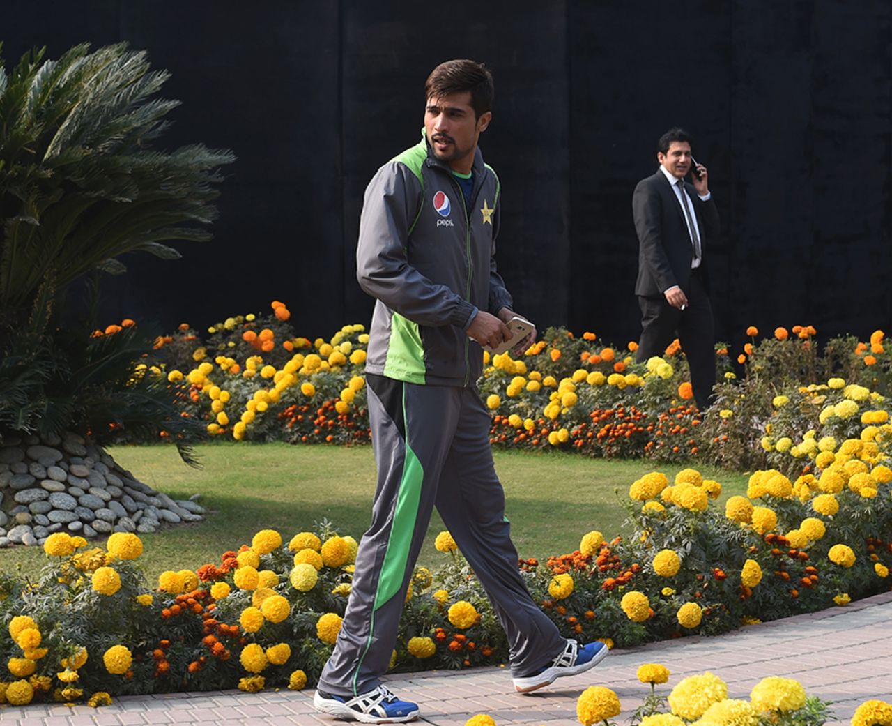 Mohammad Amir arrives at the PSL draft, Lahore, December 22, 2015