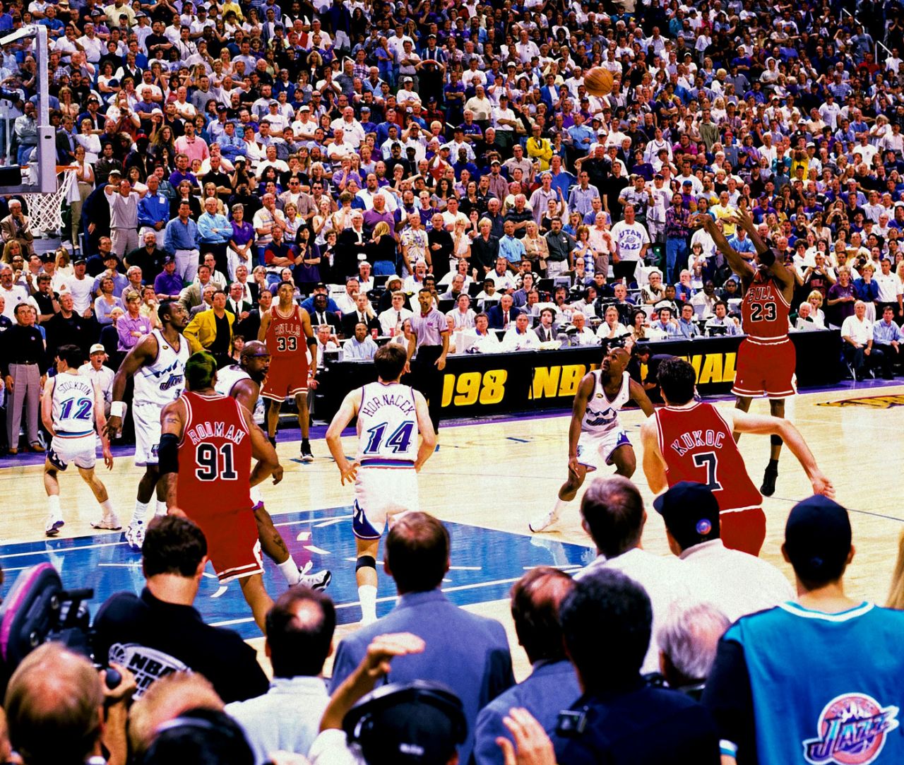 Michael Jordan hits the winning shot of the match, Utah Jazz v Chicago Bulls, Game 6, NBA Finals, Salt Lake City, June 14, 1998