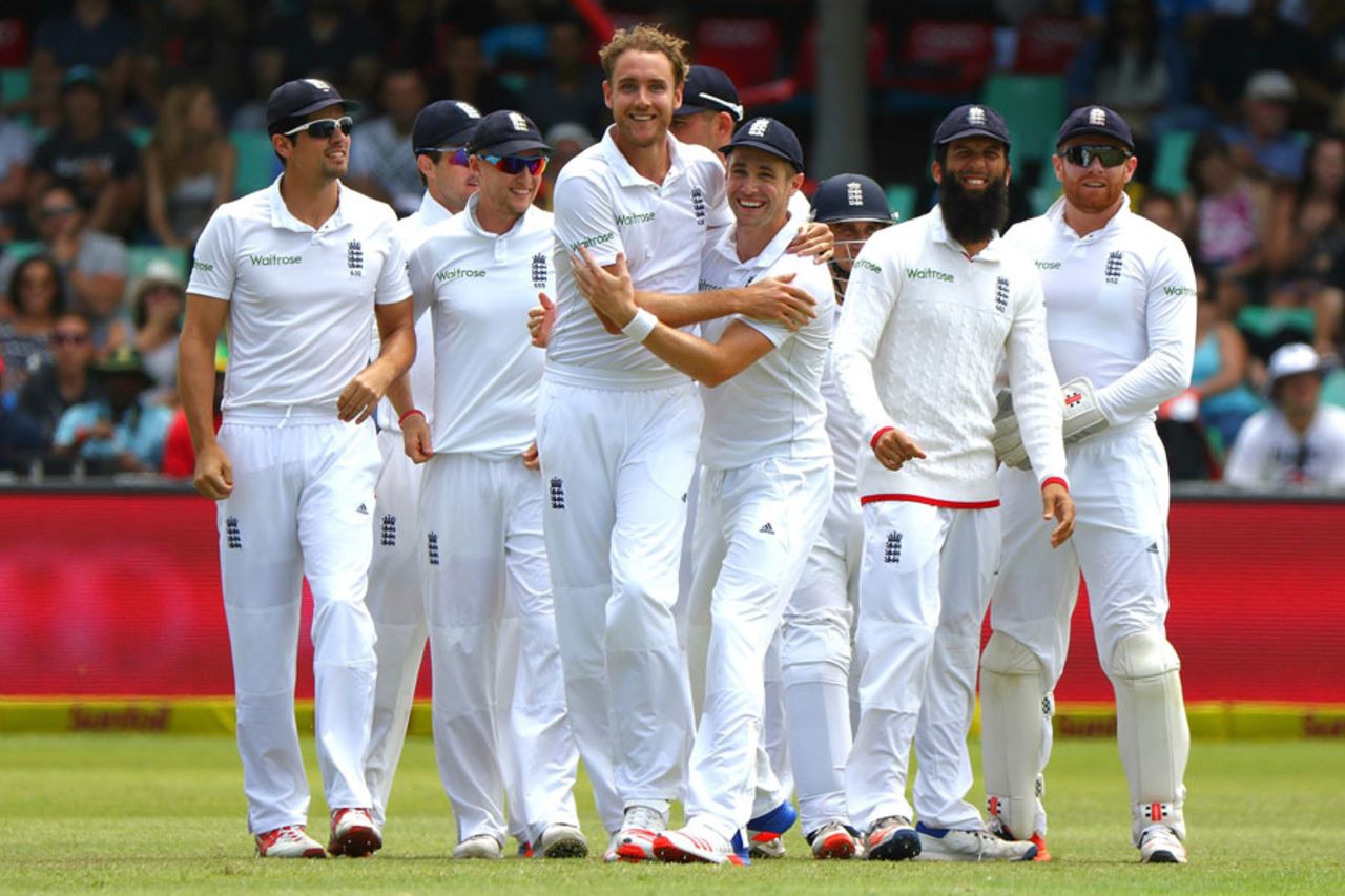 Stuart Broad struck with his second ball, South Africa v England, 1st Test, Durban, 2nd day, December 27, 2015