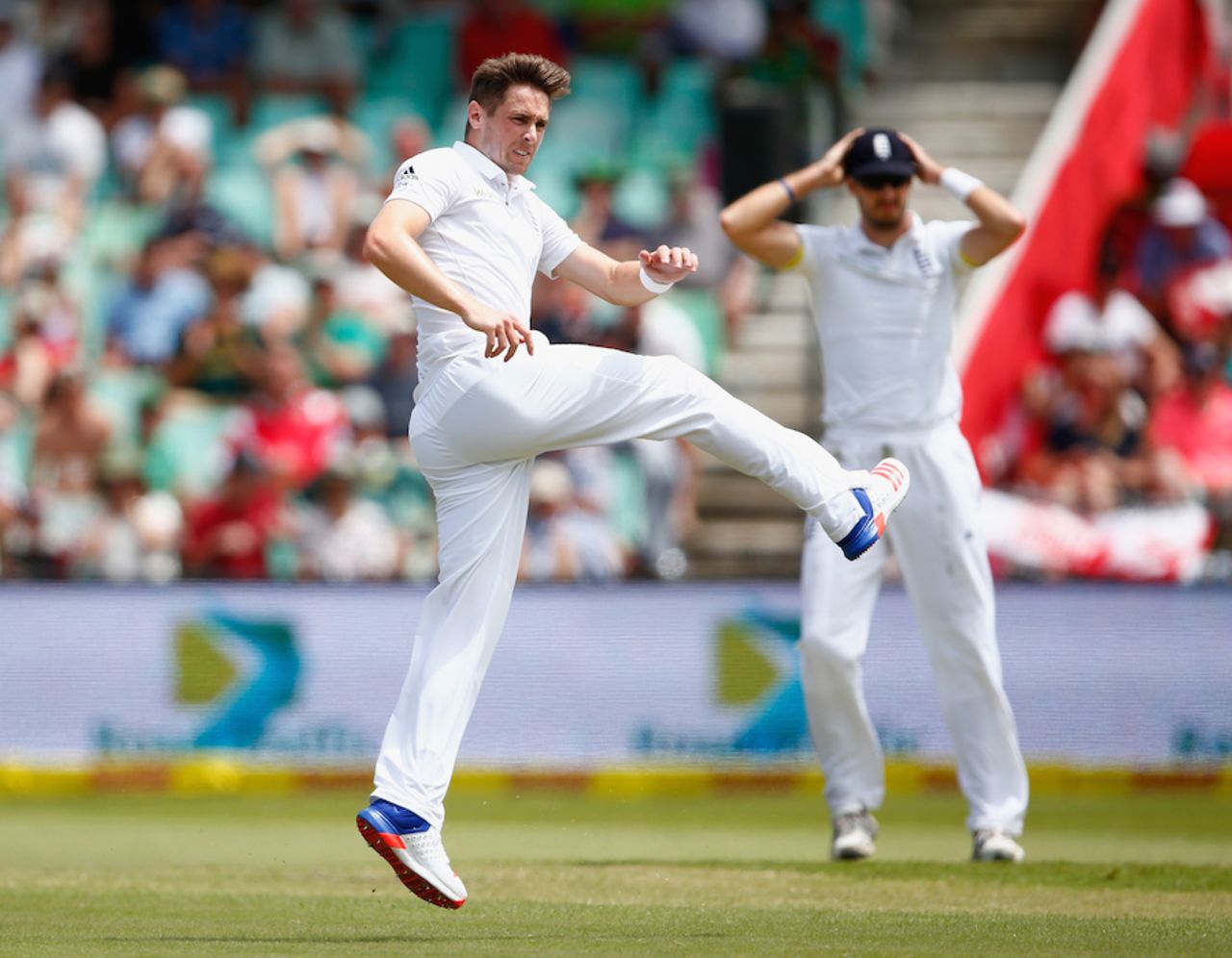 Chris Woakes reacts after an edge off Hashim Amla is dropped, South Africa v England, 1st Test, Durban, 2nd day, December 27, 2015