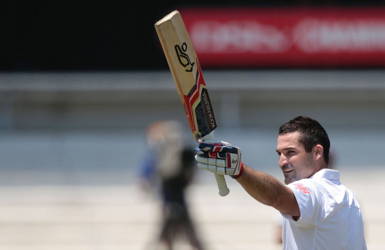 Dean Elgar carried his bat for 118, South Africa v England, 1st Test, Durban, 3rd day, December 28, 2015