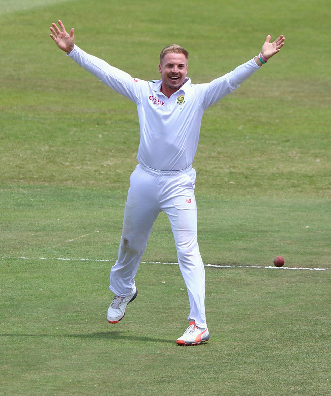 Stiaan van Zyl chipped out the final three wickets, South Africa v England, 1st Test, Durban, 4th day, December 29, 2015